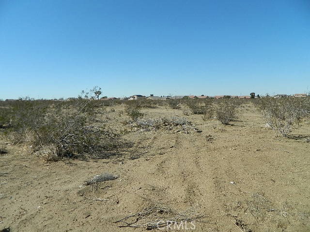 main property photo 16