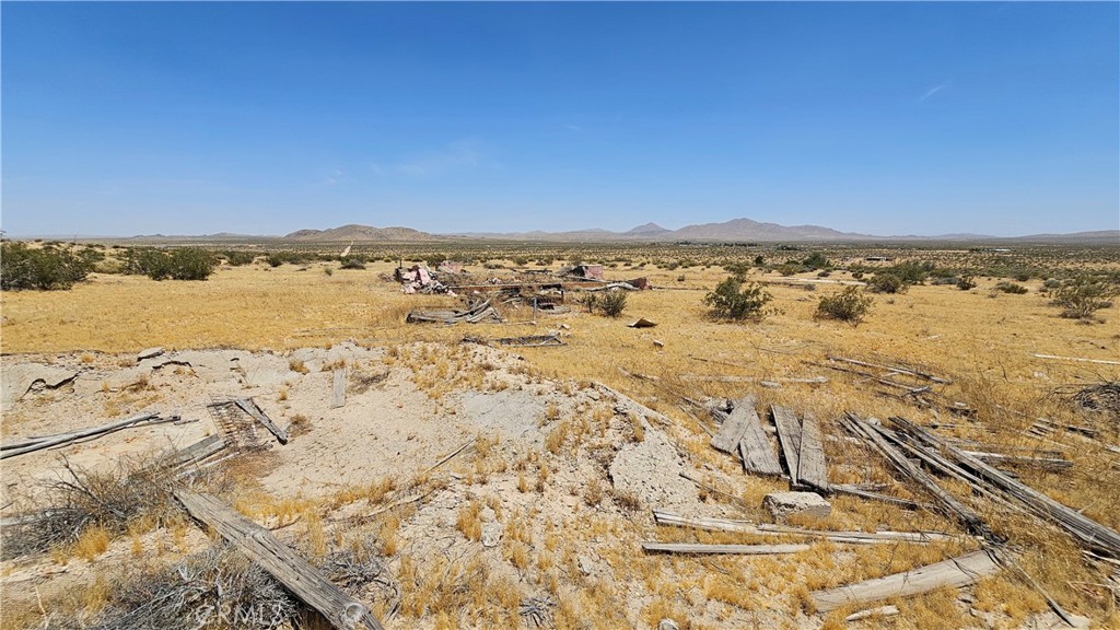 main property photo 13
