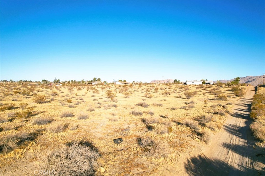 main property photo 12