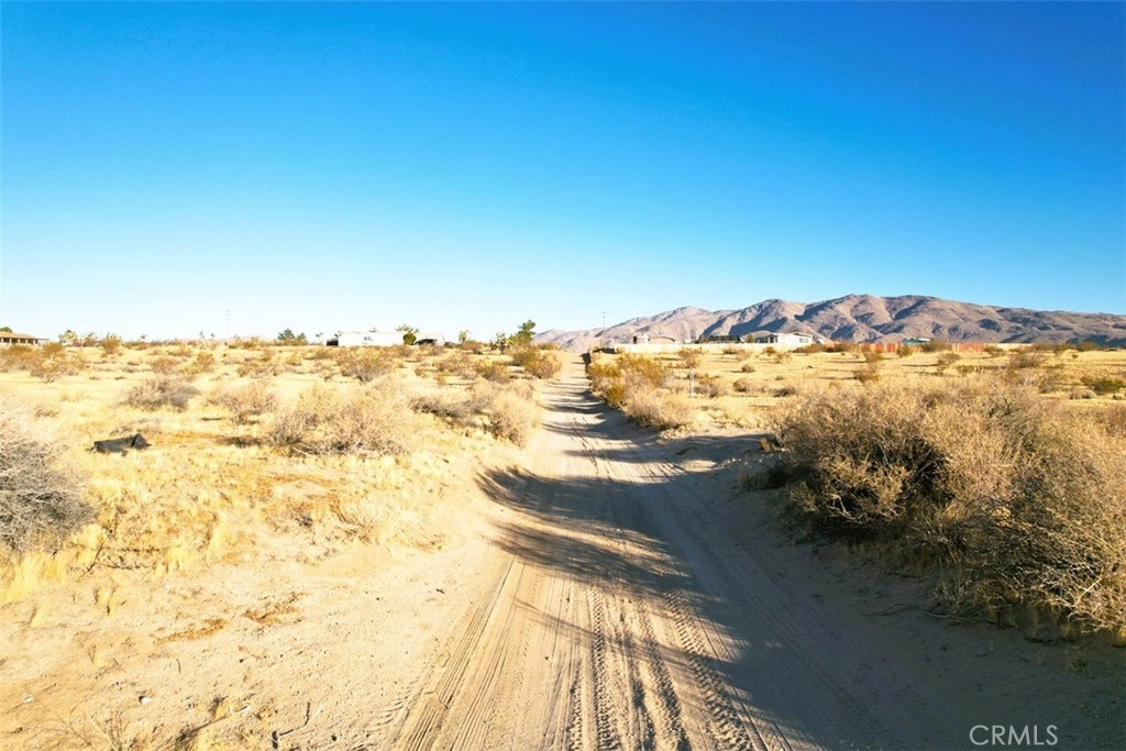 main property photo 14