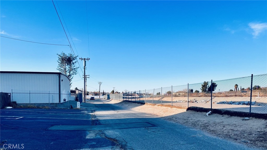 main property photo 27
