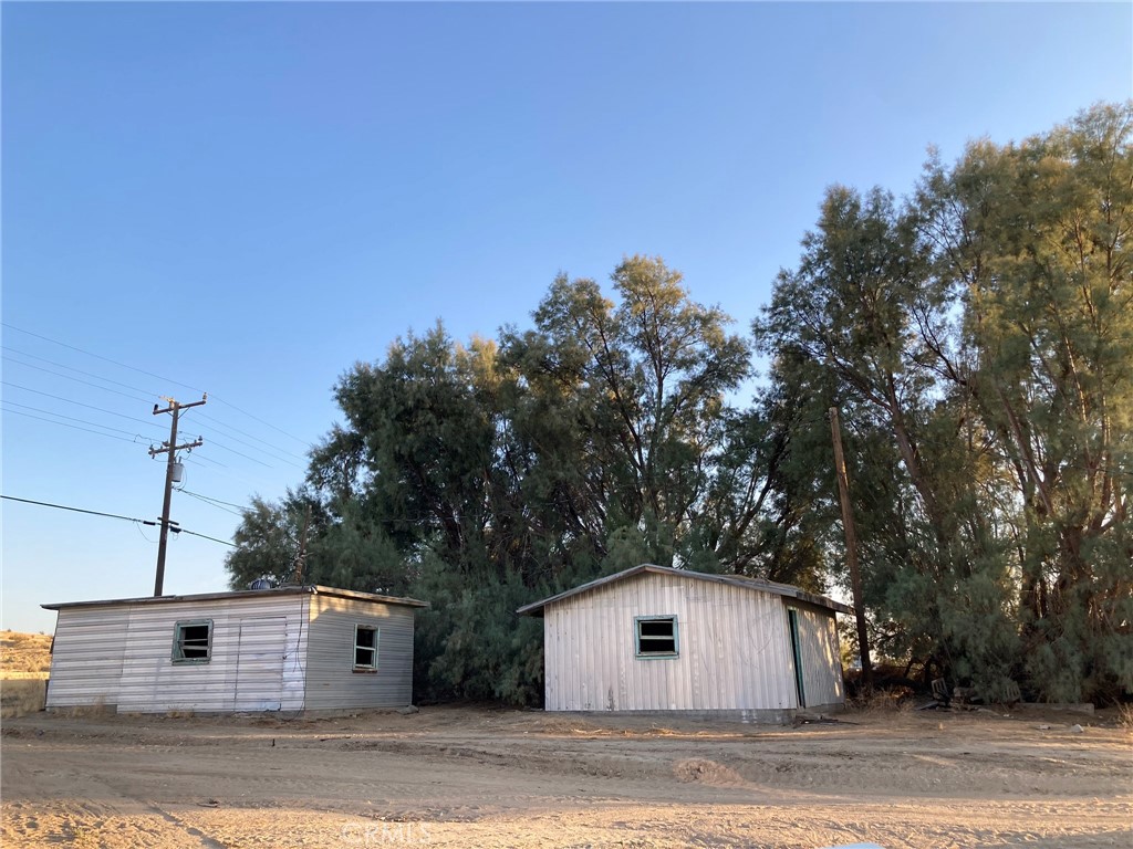 main property photo 10