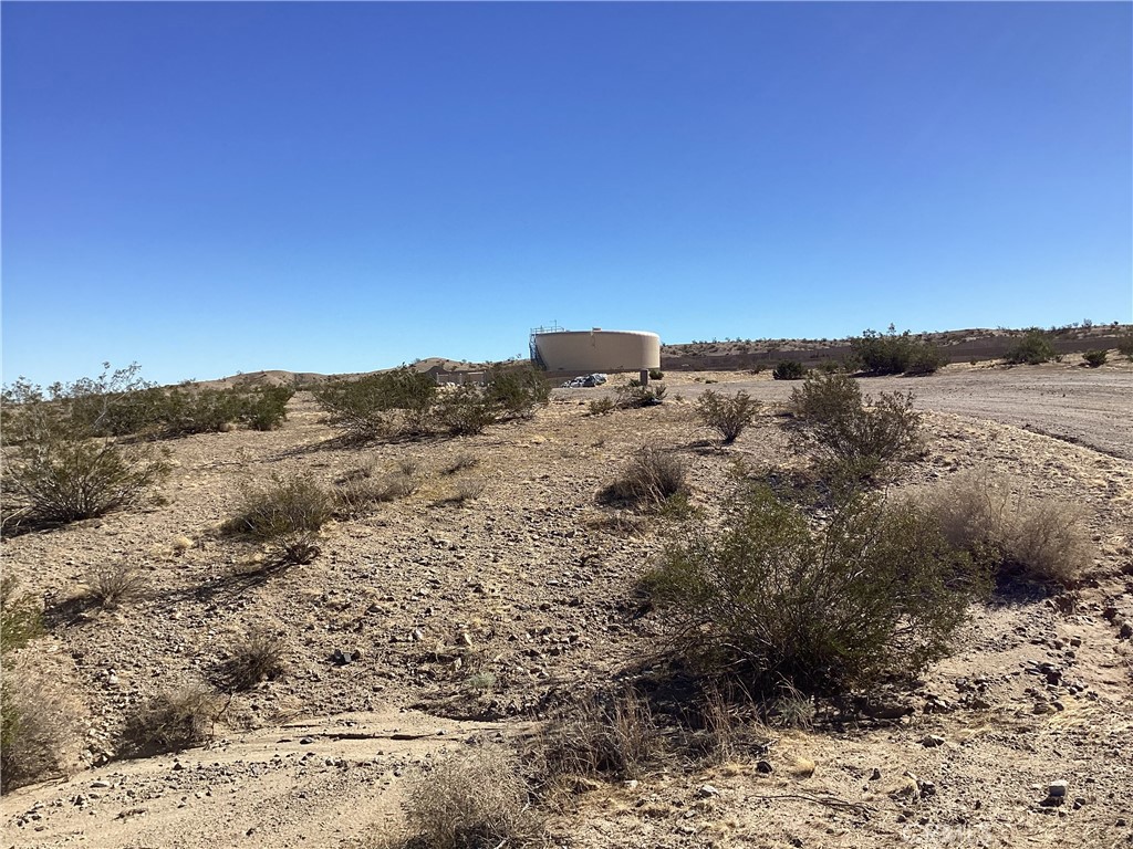 main property photo 3