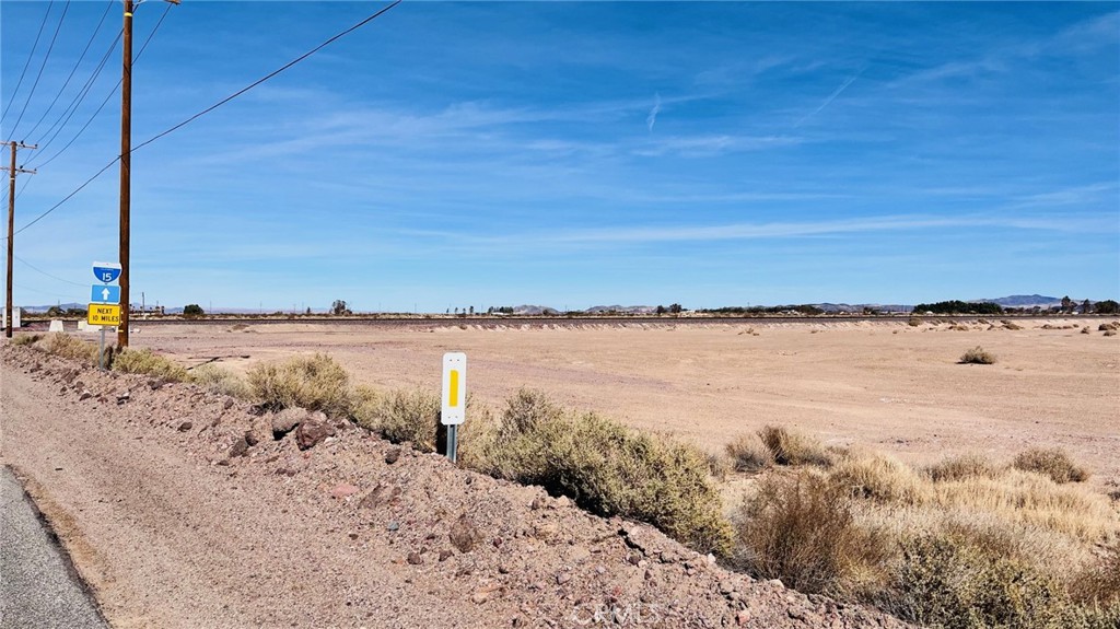 main property photo 25