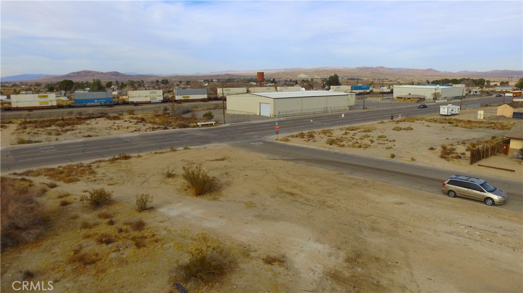 main property photo 17