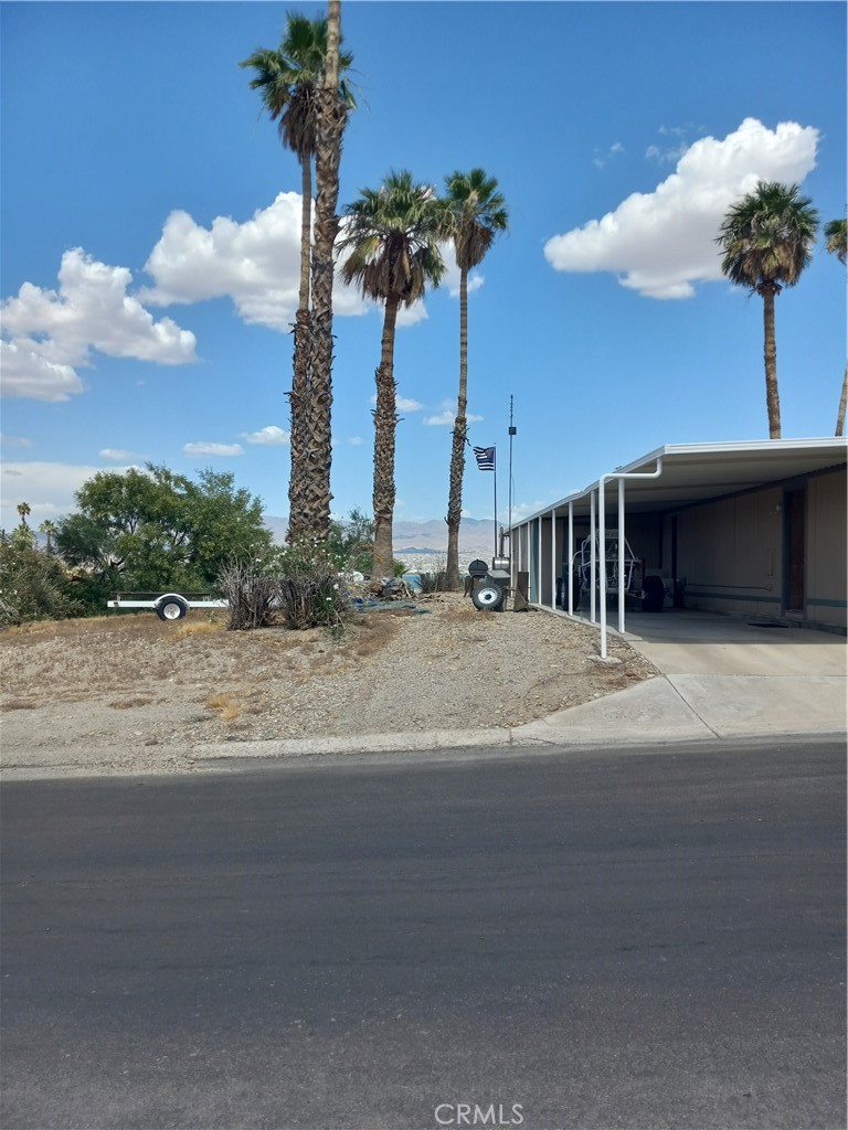 main property photo 41