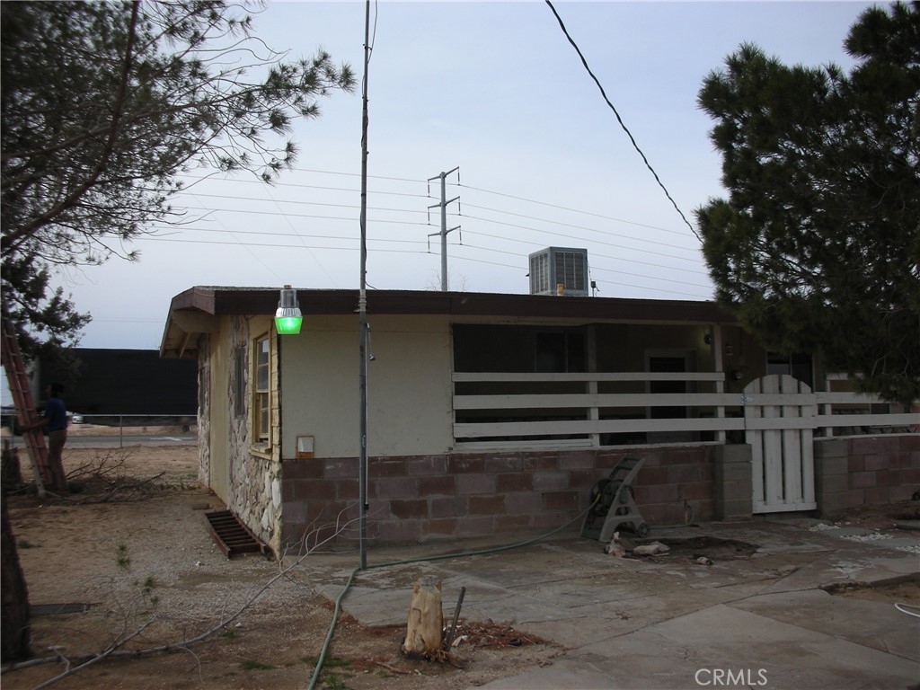 main property photo 8