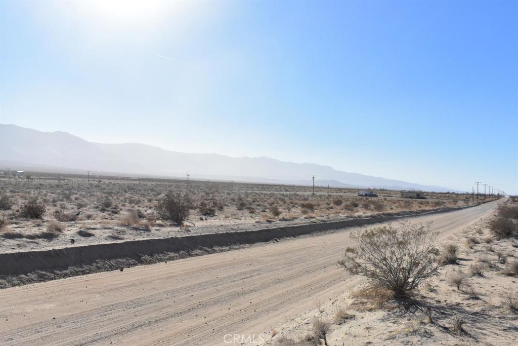main property photo 7