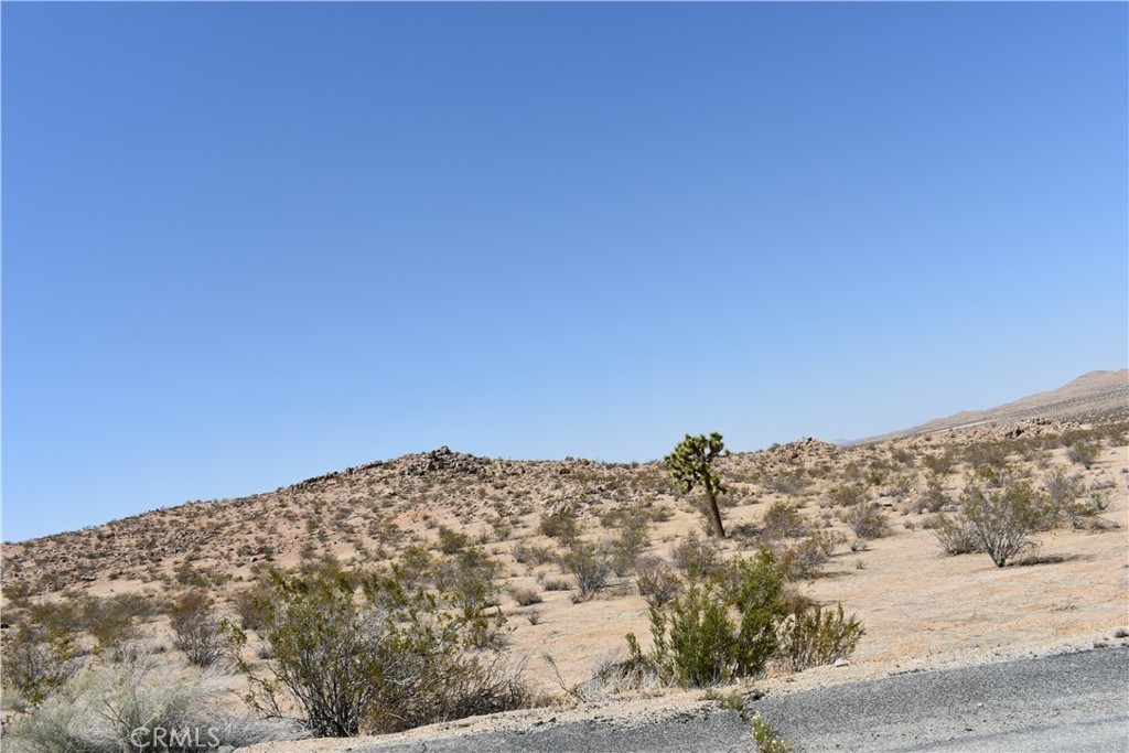 main property photo 6