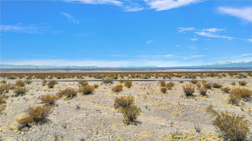 main property photo 10