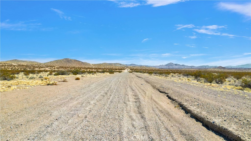 main property photo 11
