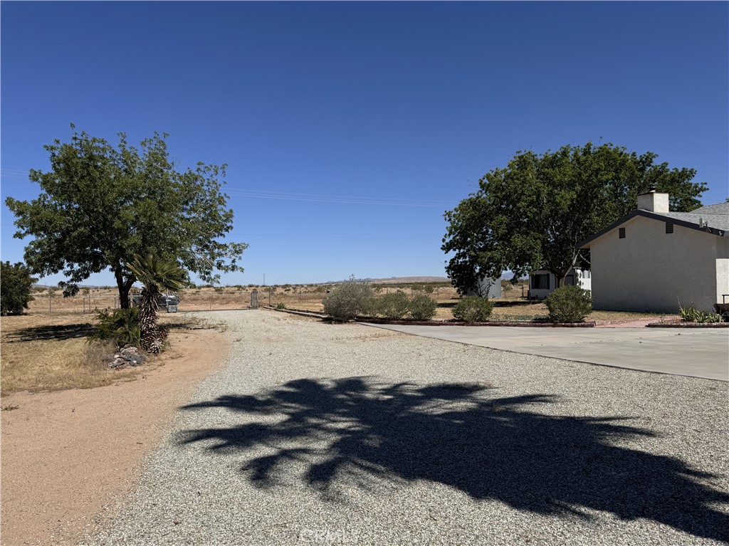 main property photo 35