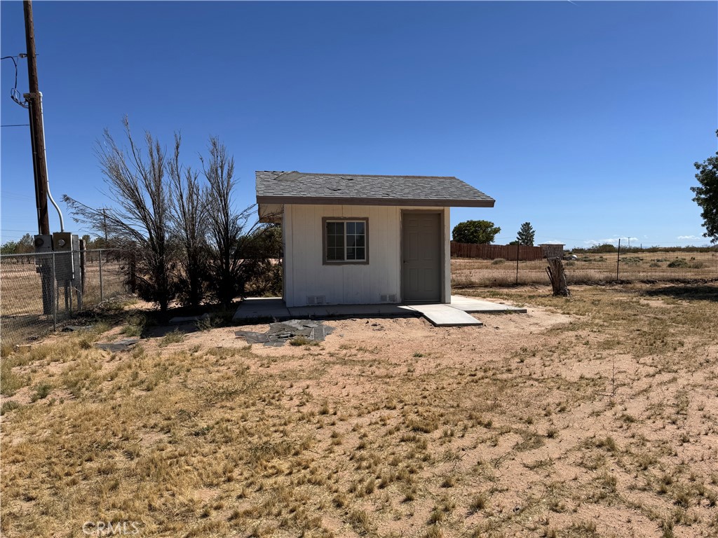 main property photo 40