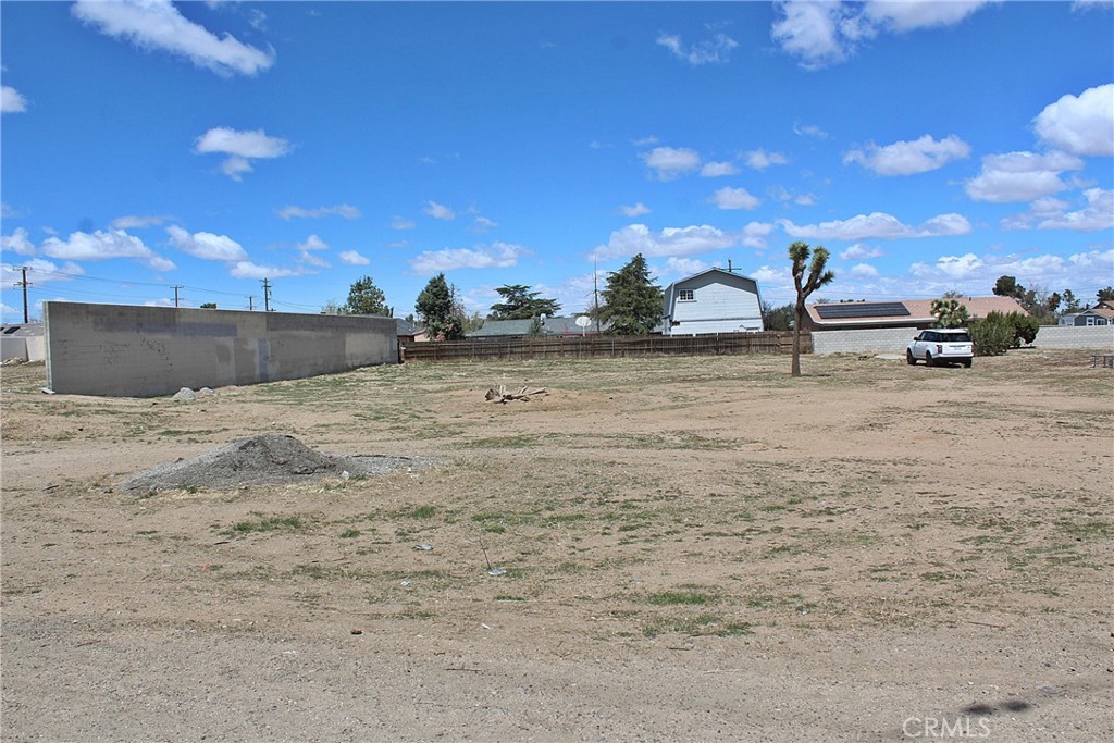main property photo 4