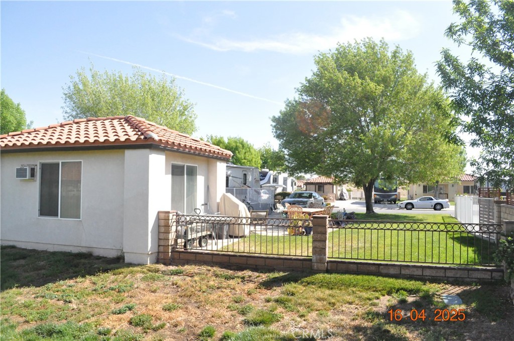 main property photo 24