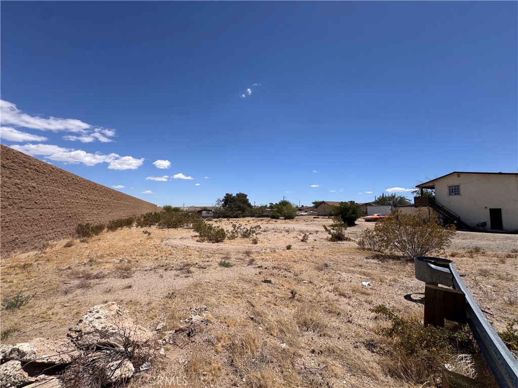 main property photo 17