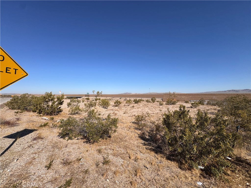 main property photo 4