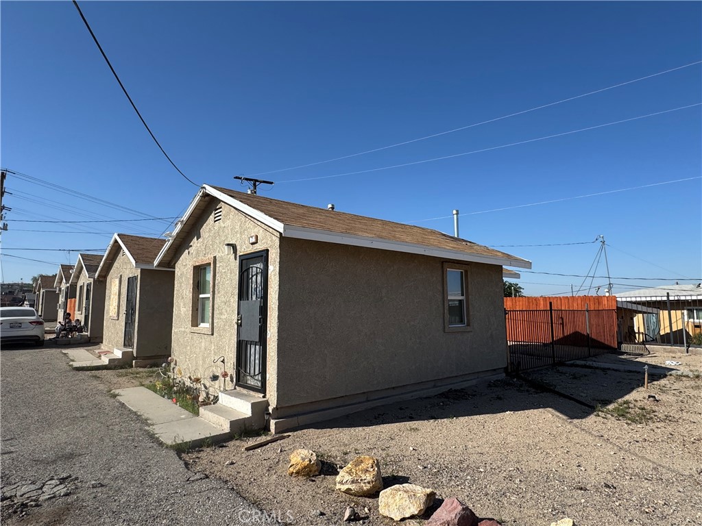 main property photo 2