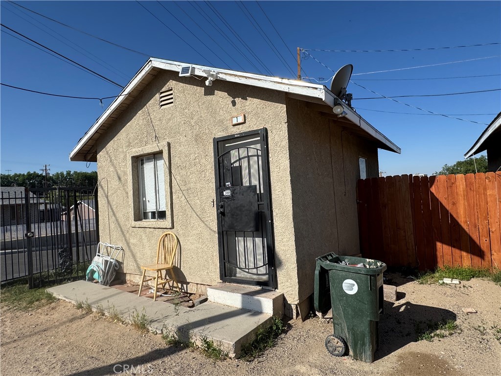 main property photo 7