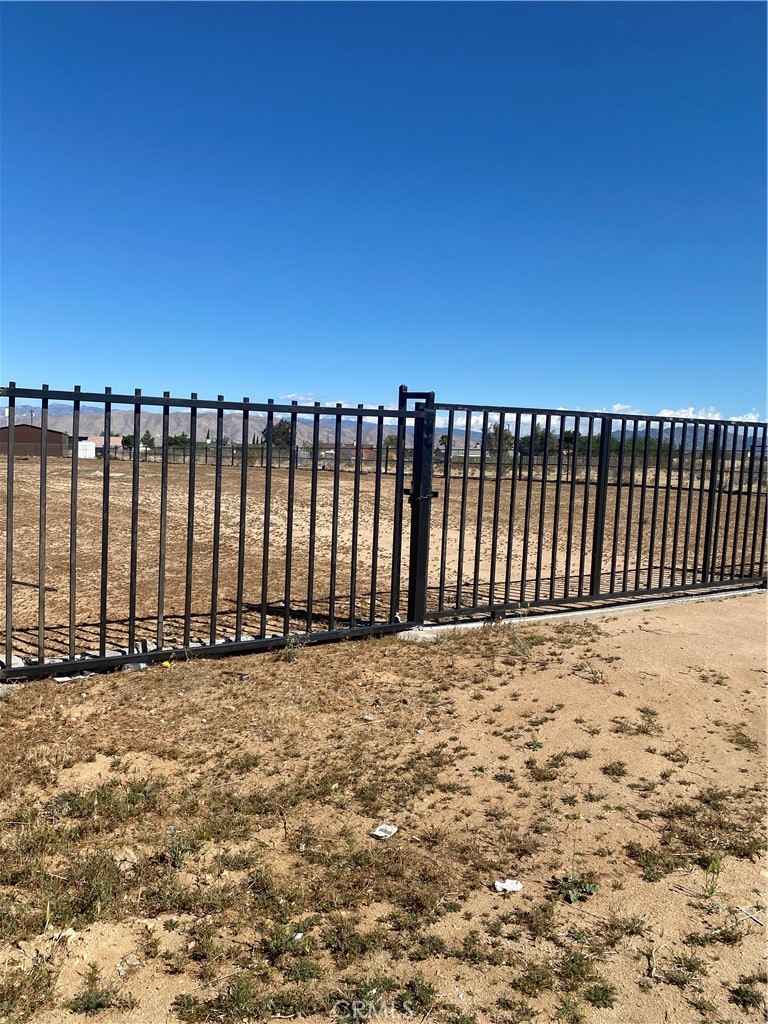 main property photo 15