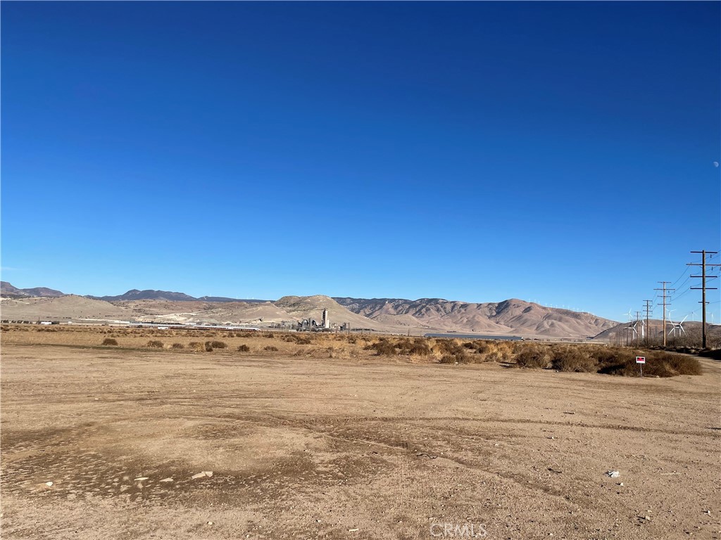 main property photo 16