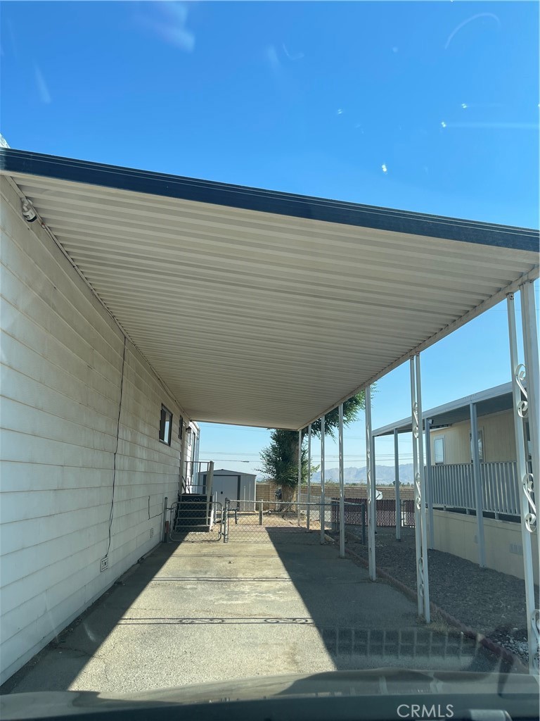 main property photo 23