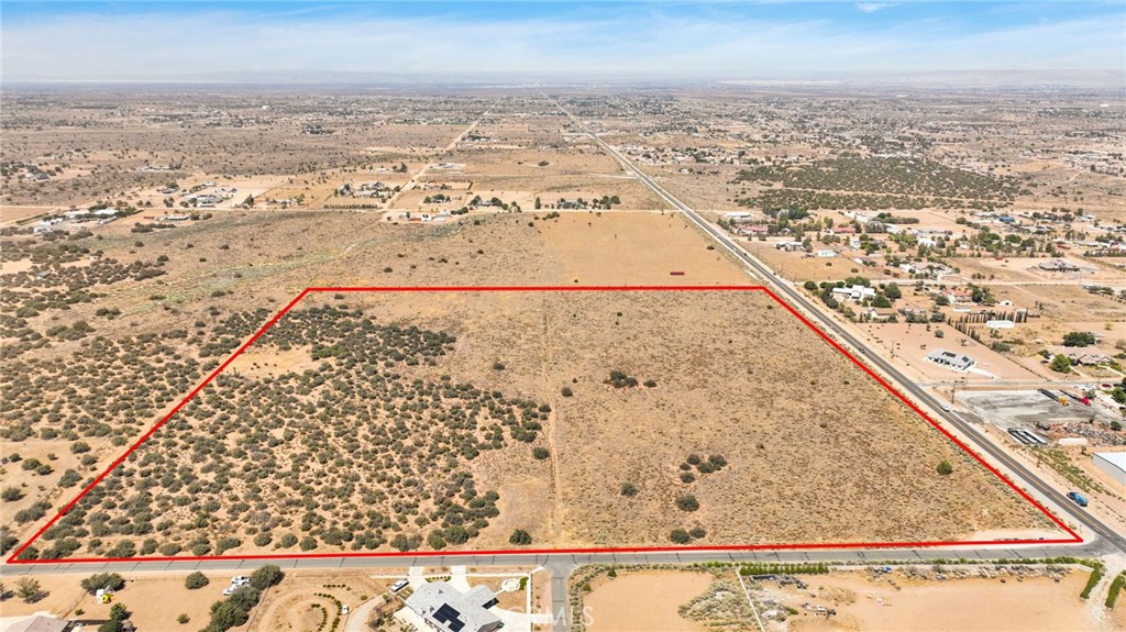 main property photo 11