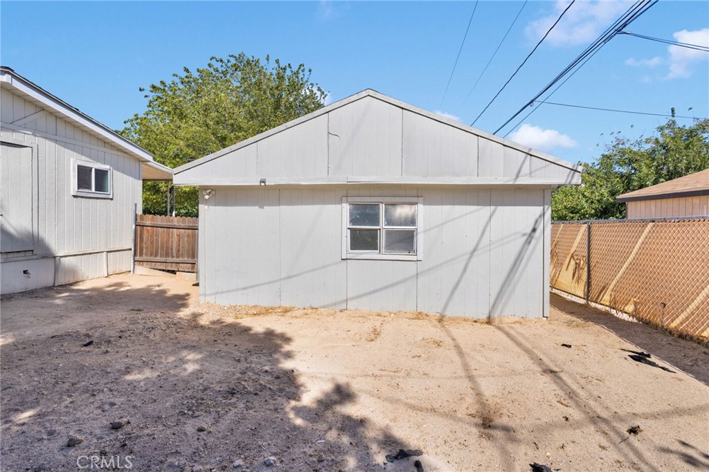 main property photo 32