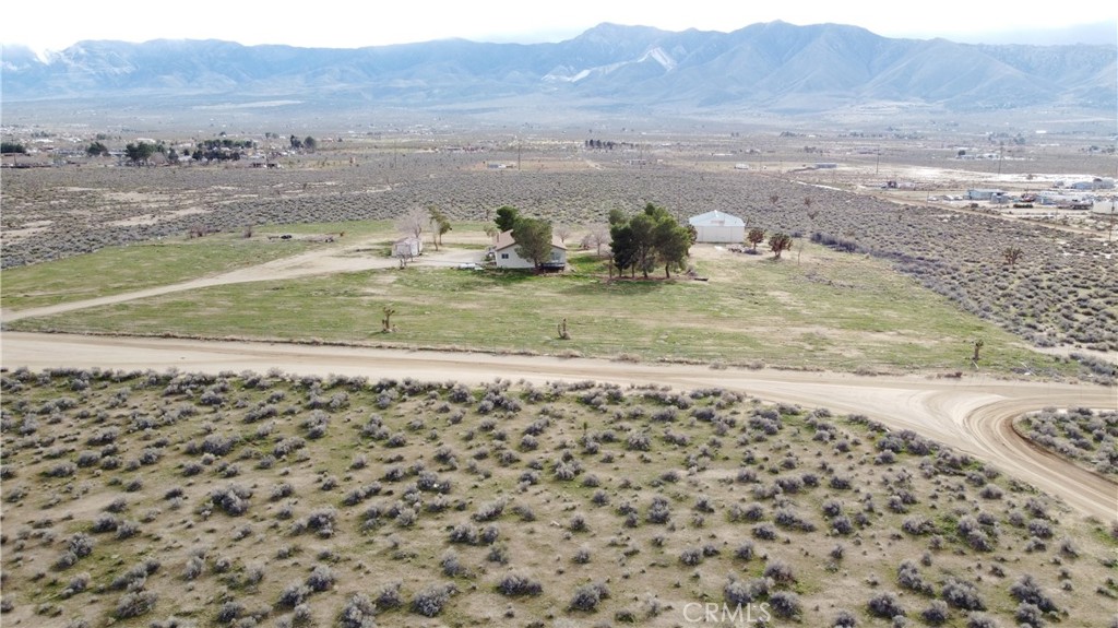 main property photo 40
