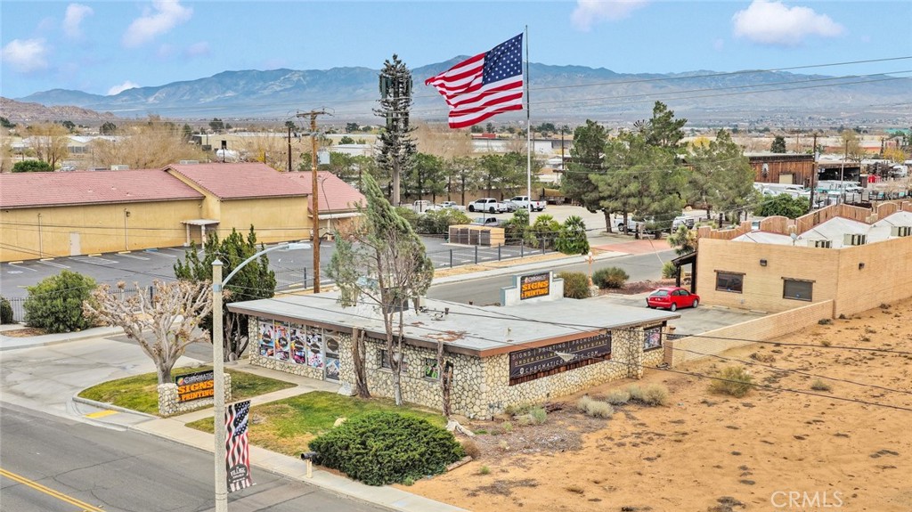 main property photo 2