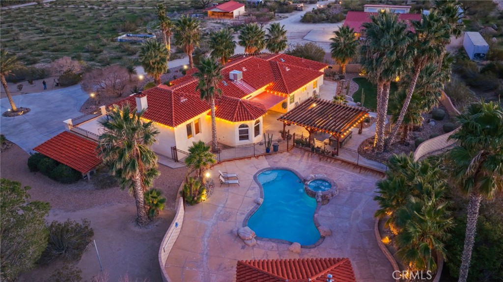 main property photo 4