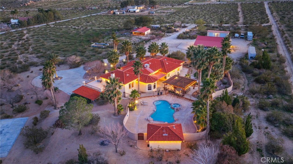 main property photo 5