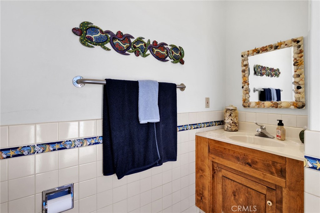 main property photo 74