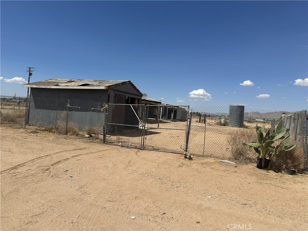 main property photo 6