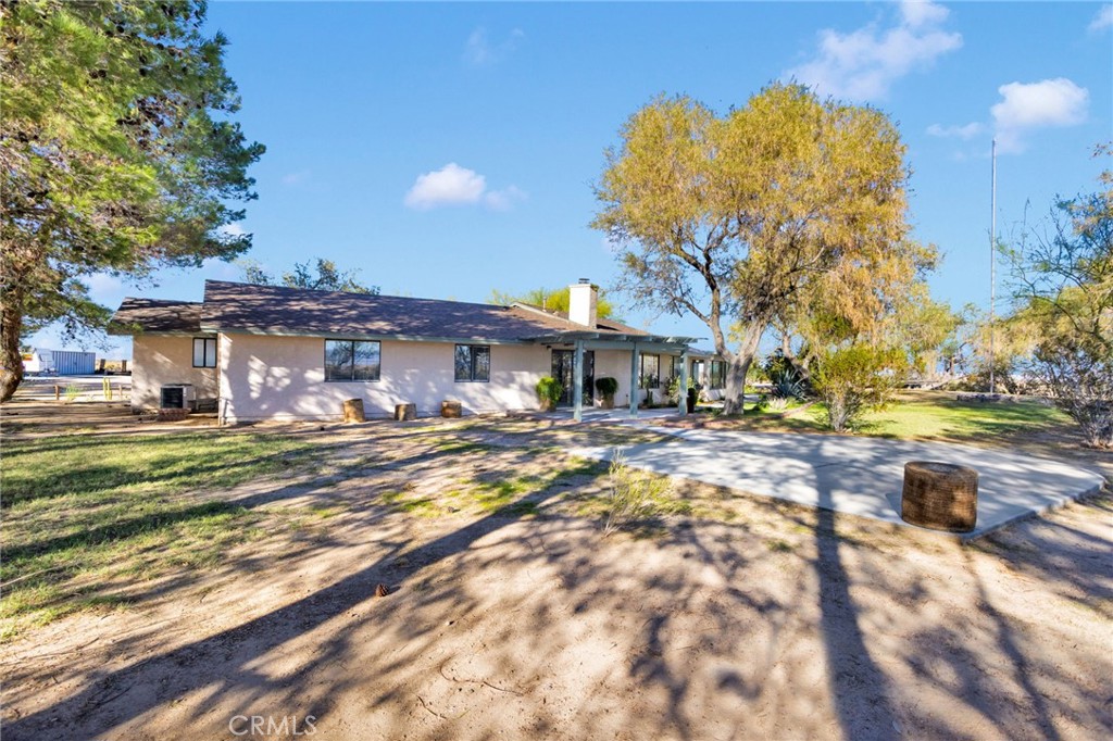 main property photo 9