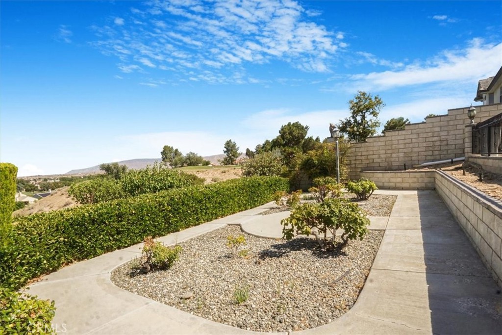 main property photo 17