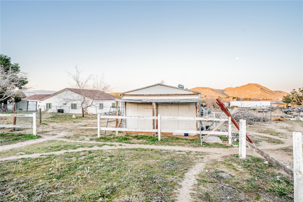main property photo 24