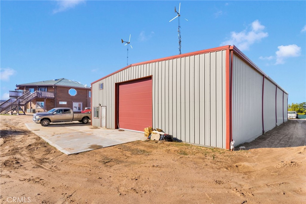 main property photo 29