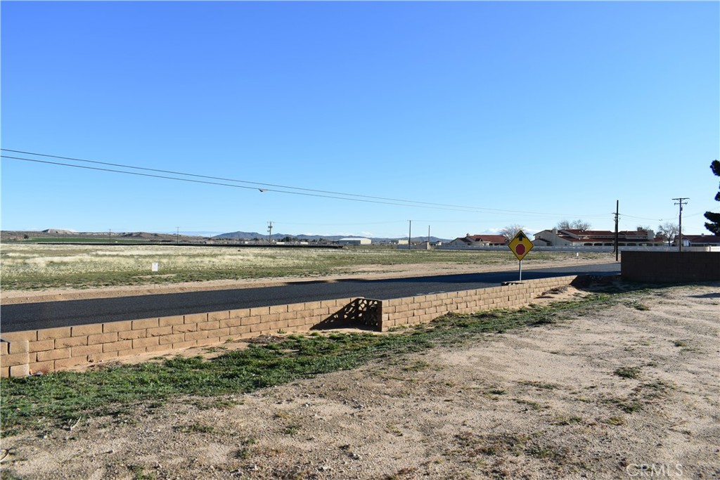 main property photo 16