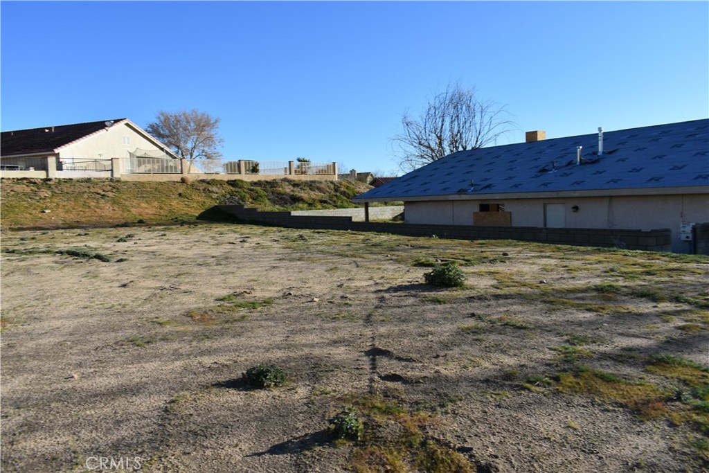 main property photo 19