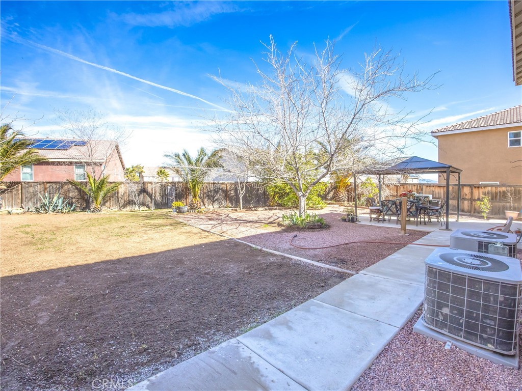 main property photo 40