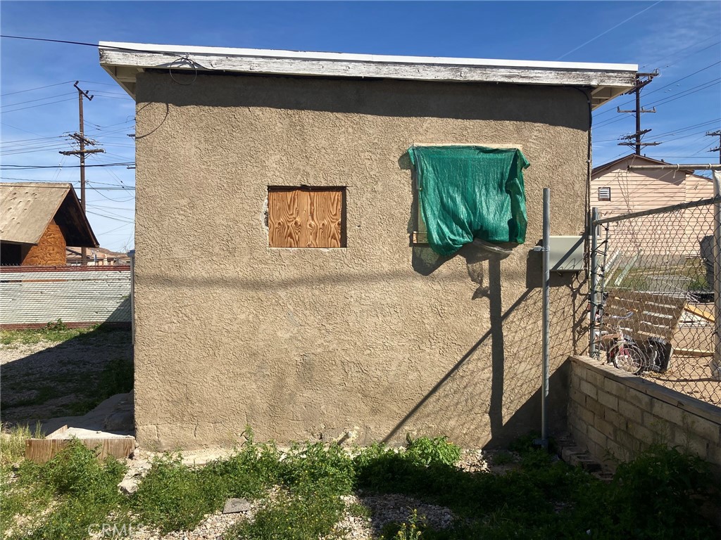 main property photo 10
