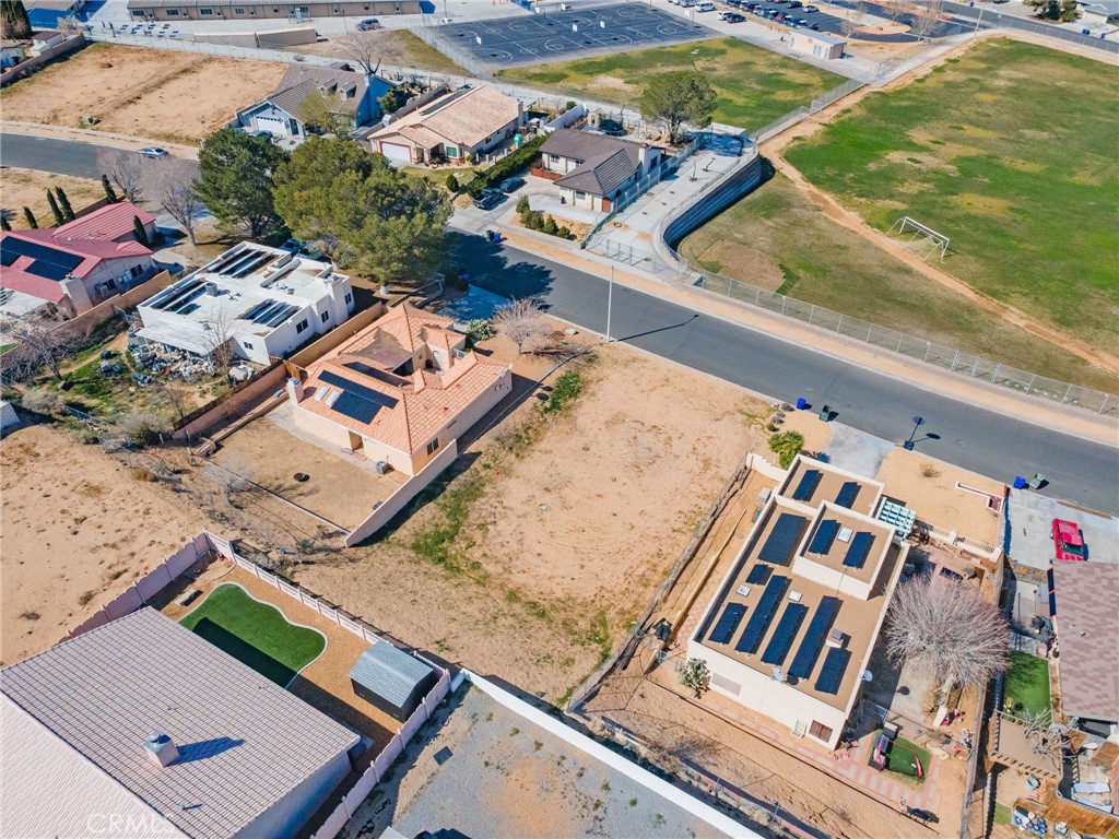 main property photo 11