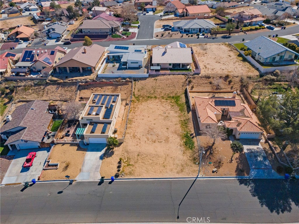 main property photo 17