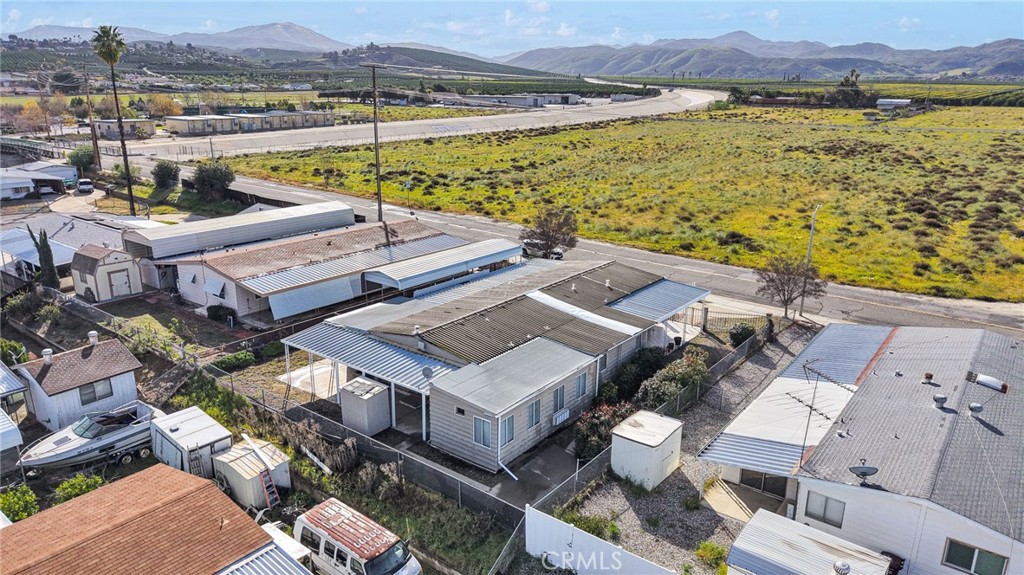 main property photo 40