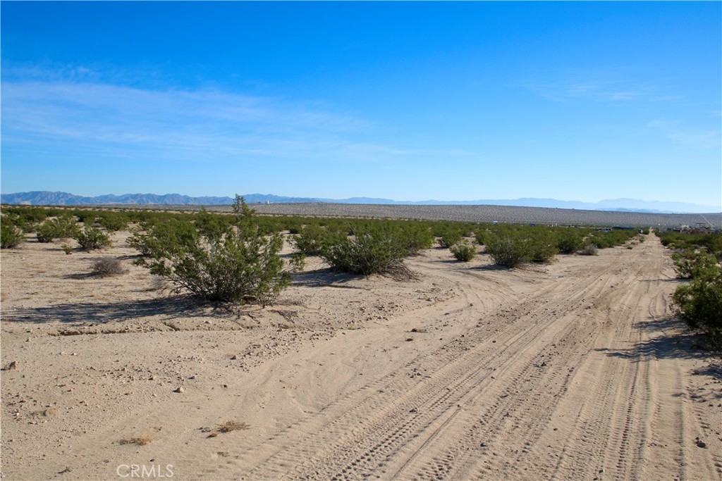 main property photo 12