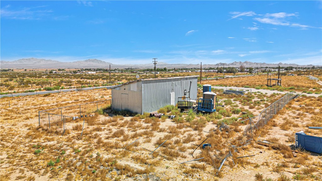 main property photo 13