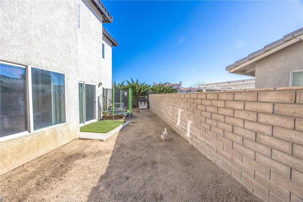 main property photo 20