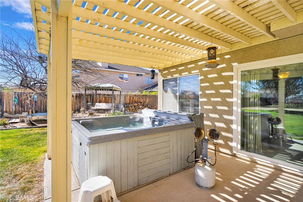 main property photo 36