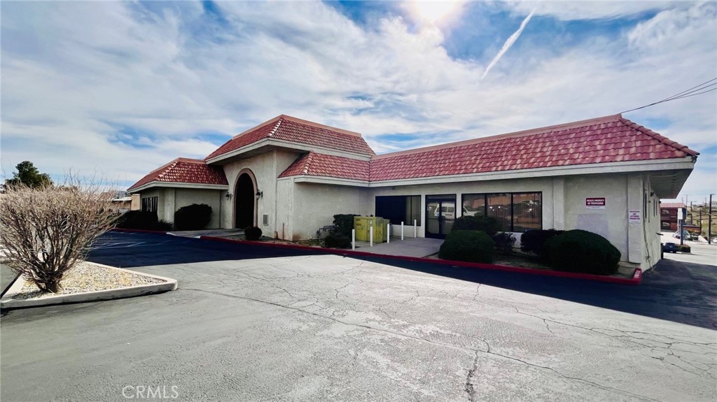 main property photo 25